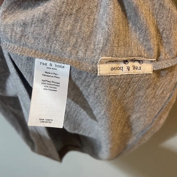 Rag & Bone Classic V Neck Tee. - Picture 6 of 7